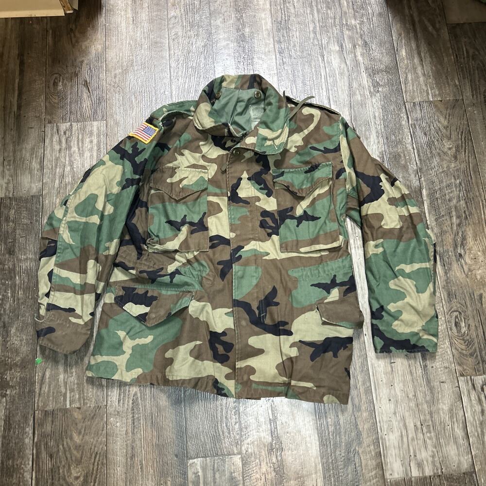 US Army M65 Field Jacket Woodland Camo Cold Weather Coat Size M With Liner